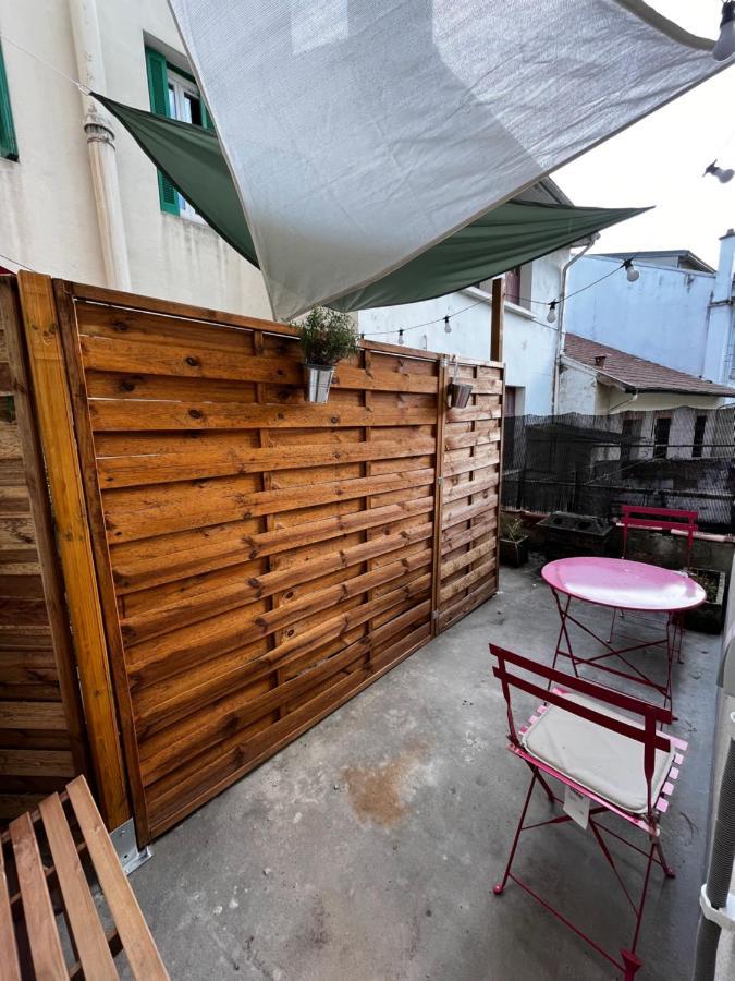 Escapade Dans Grand T2 De Charme Avec Terrasse - Proche Gare Et Centre Appartement Lourdes