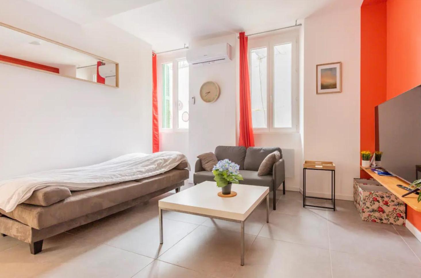 Appartement Escapade Dans Grand T2 De Charme Avec Terrasse - Proche Gare Et Centre